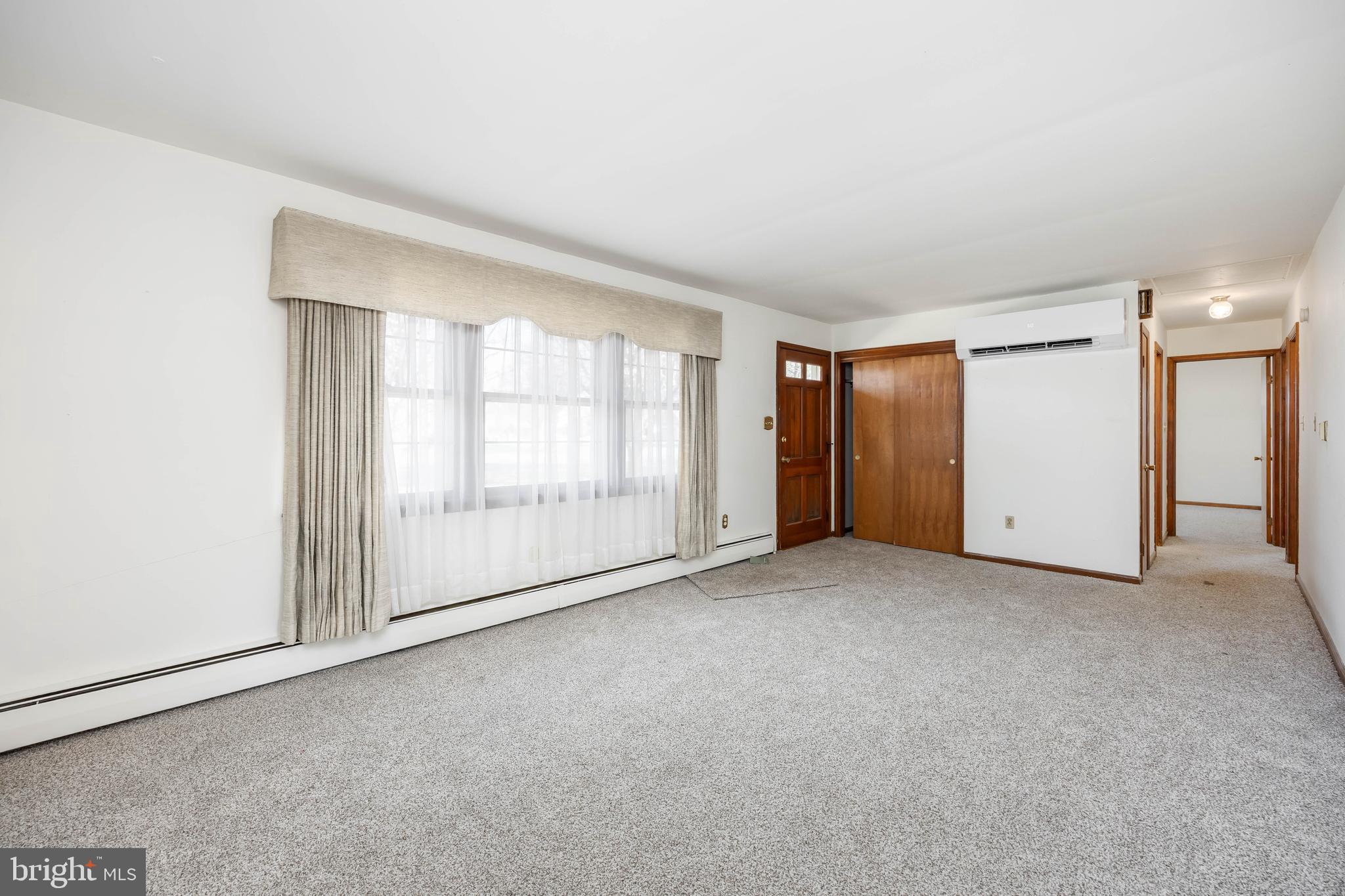 HERITAGE VILLAGE - Residential