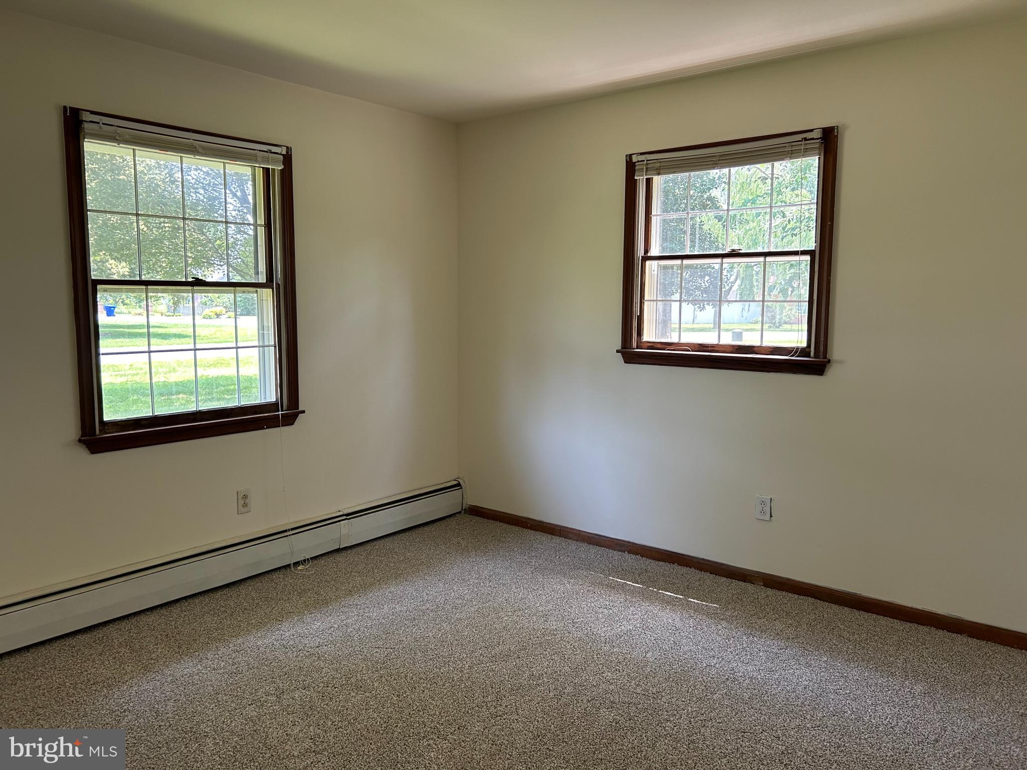 HERITAGE VILLAGE - Residential