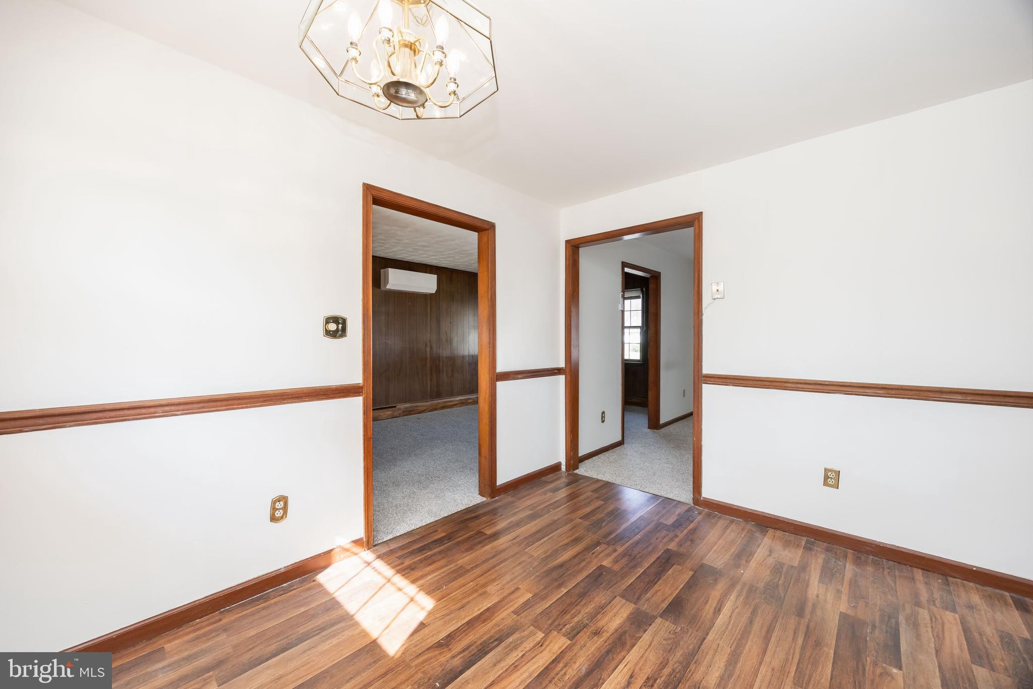 HERITAGE VILLAGE - Residential