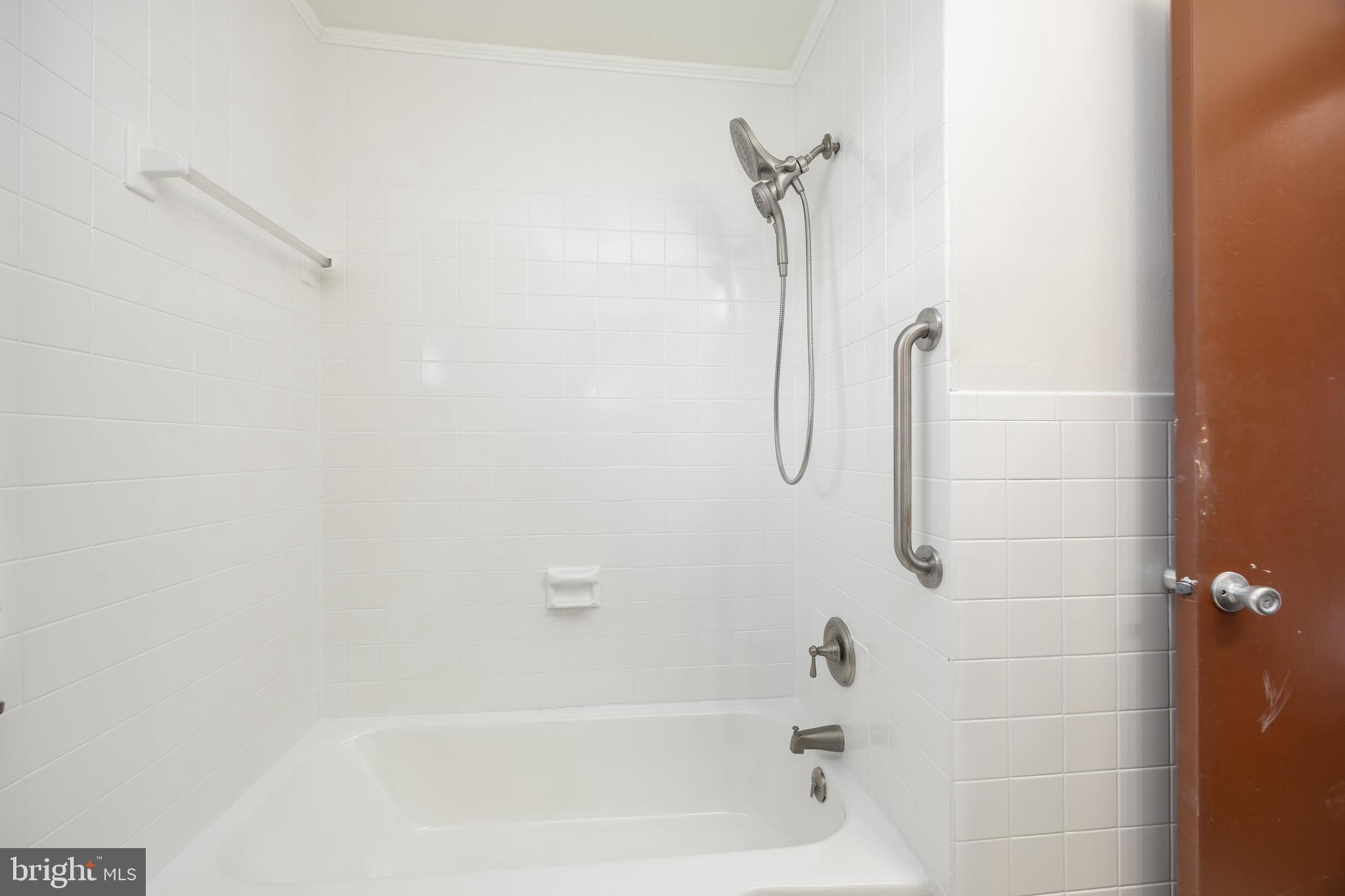 HERITAGE VILLAGE - Residential