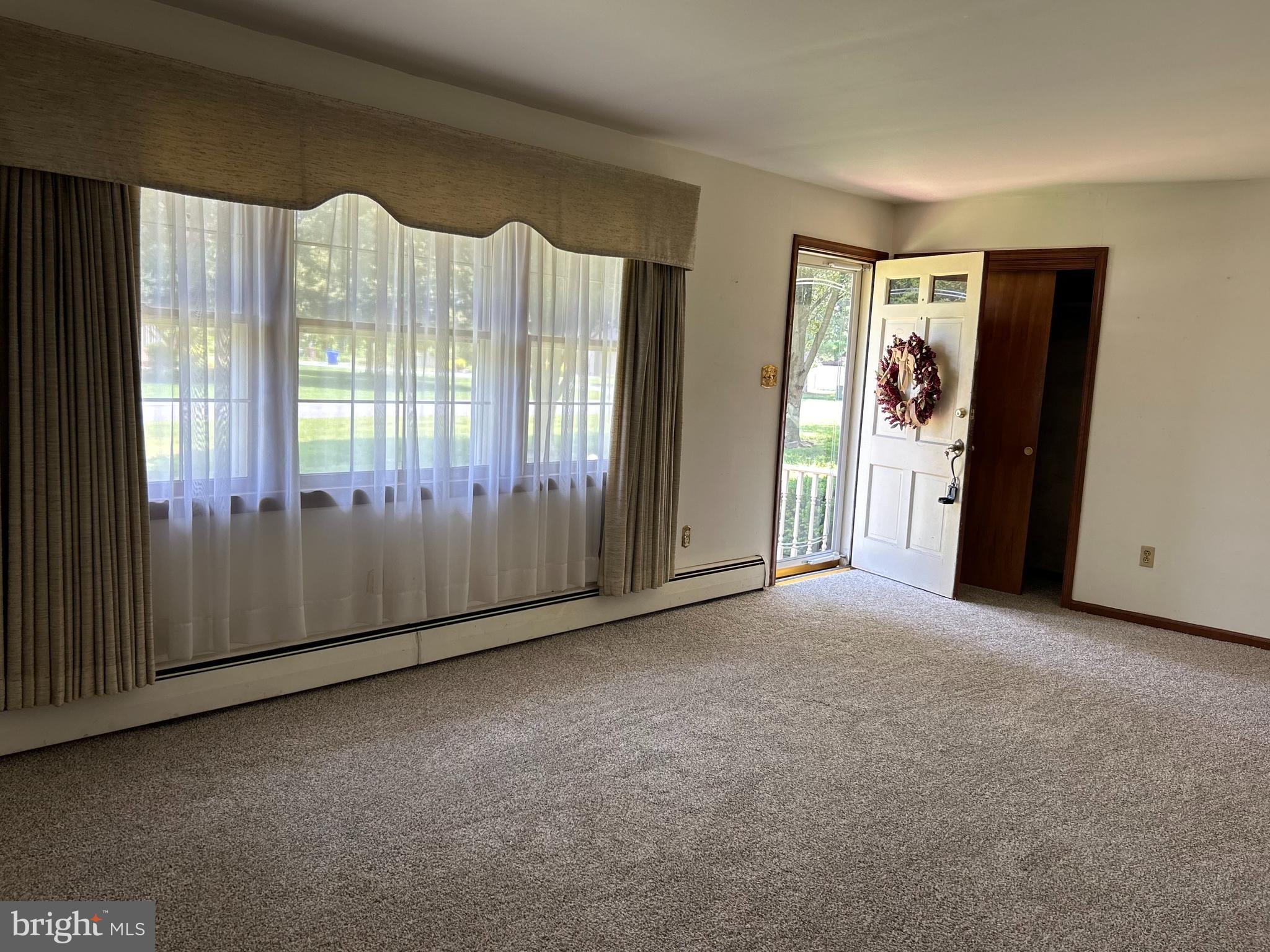 HERITAGE VILLAGE - Residential