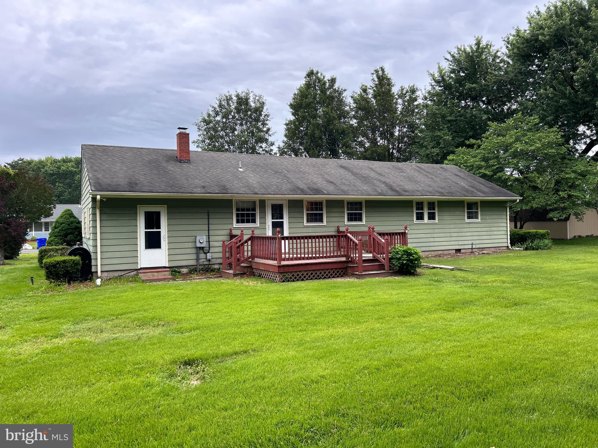 1102 WYTHE LANE