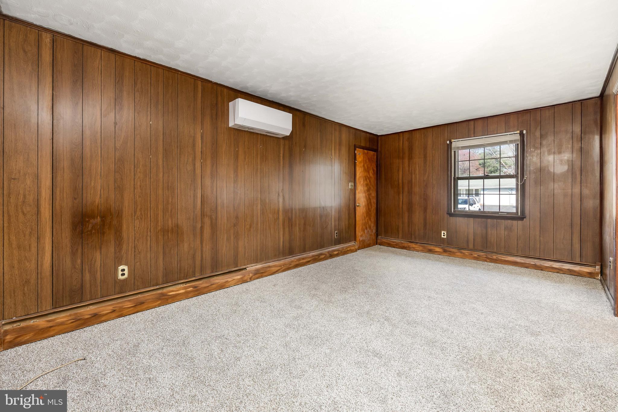 HERITAGE VILLAGE - Residential