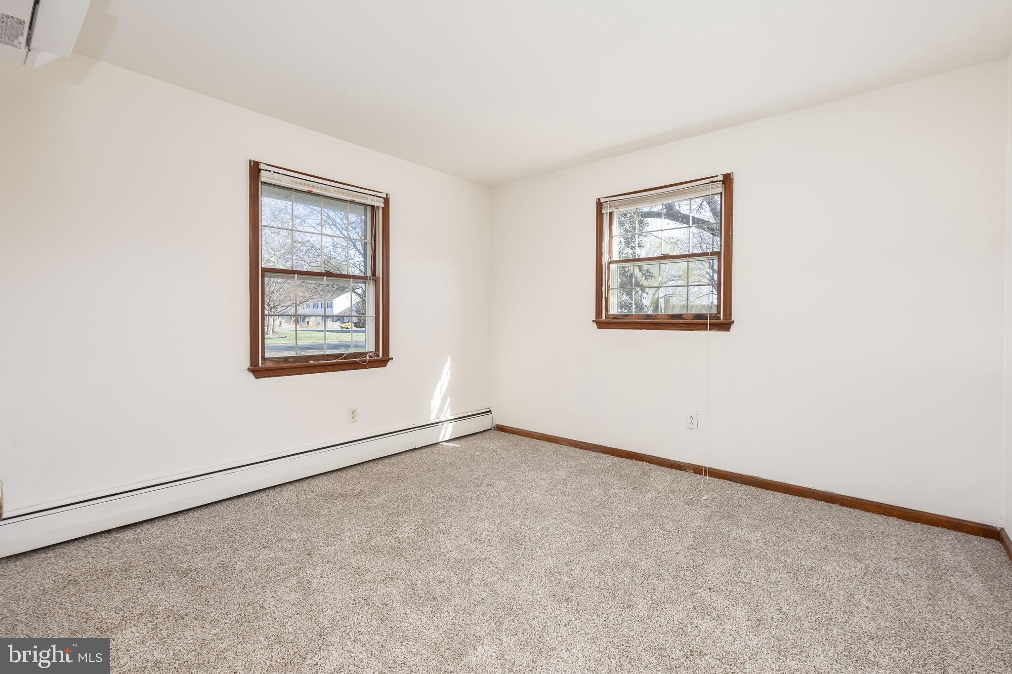 HERITAGE VILLAGE - Residential