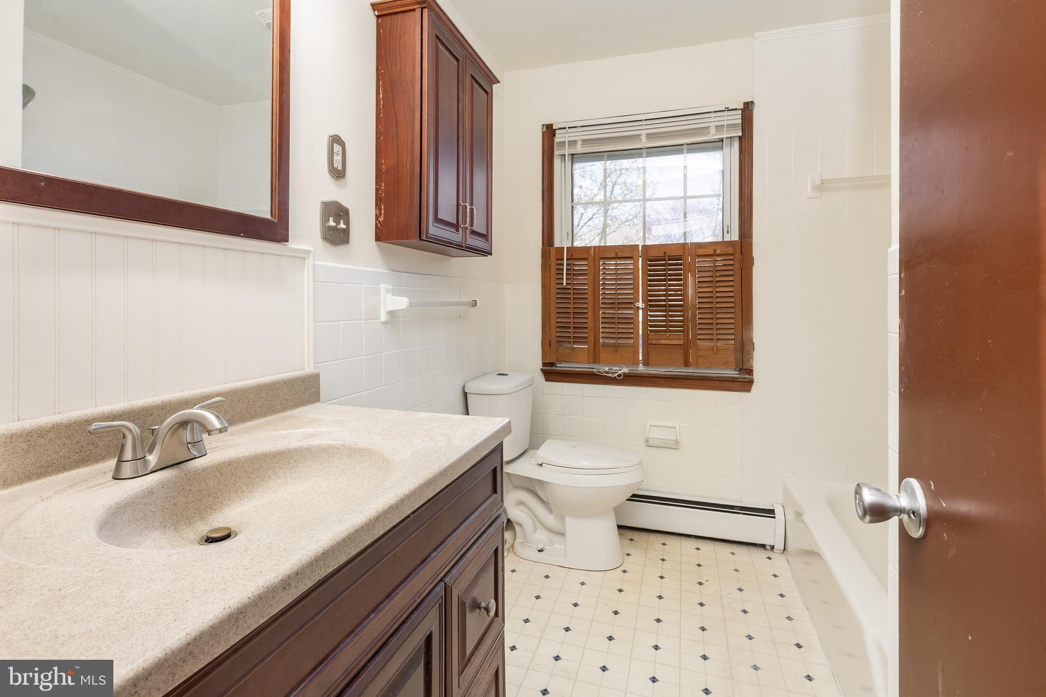 HERITAGE VILLAGE - Residential