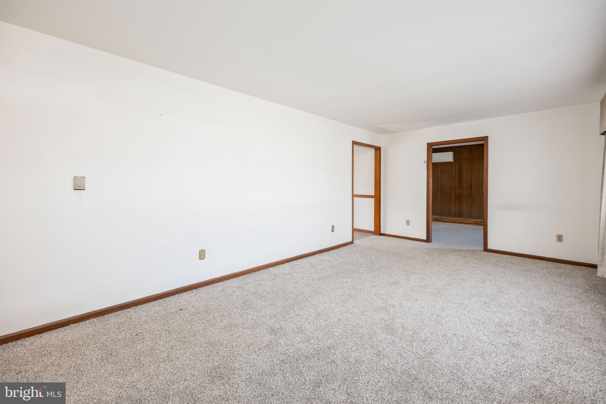 HERITAGE VILLAGE - Residential