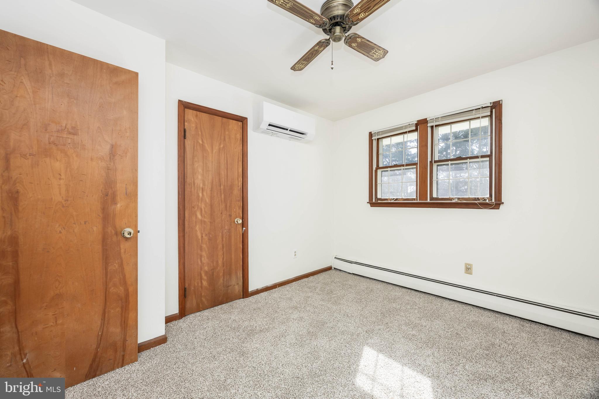 HERITAGE VILLAGE - Residential