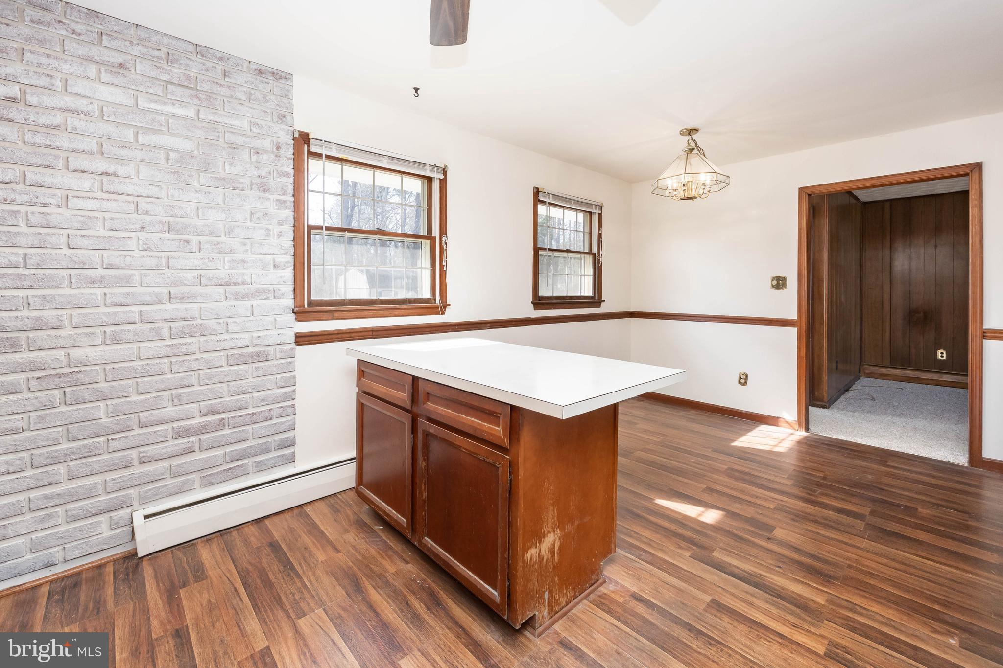 HERITAGE VILLAGE - Residential