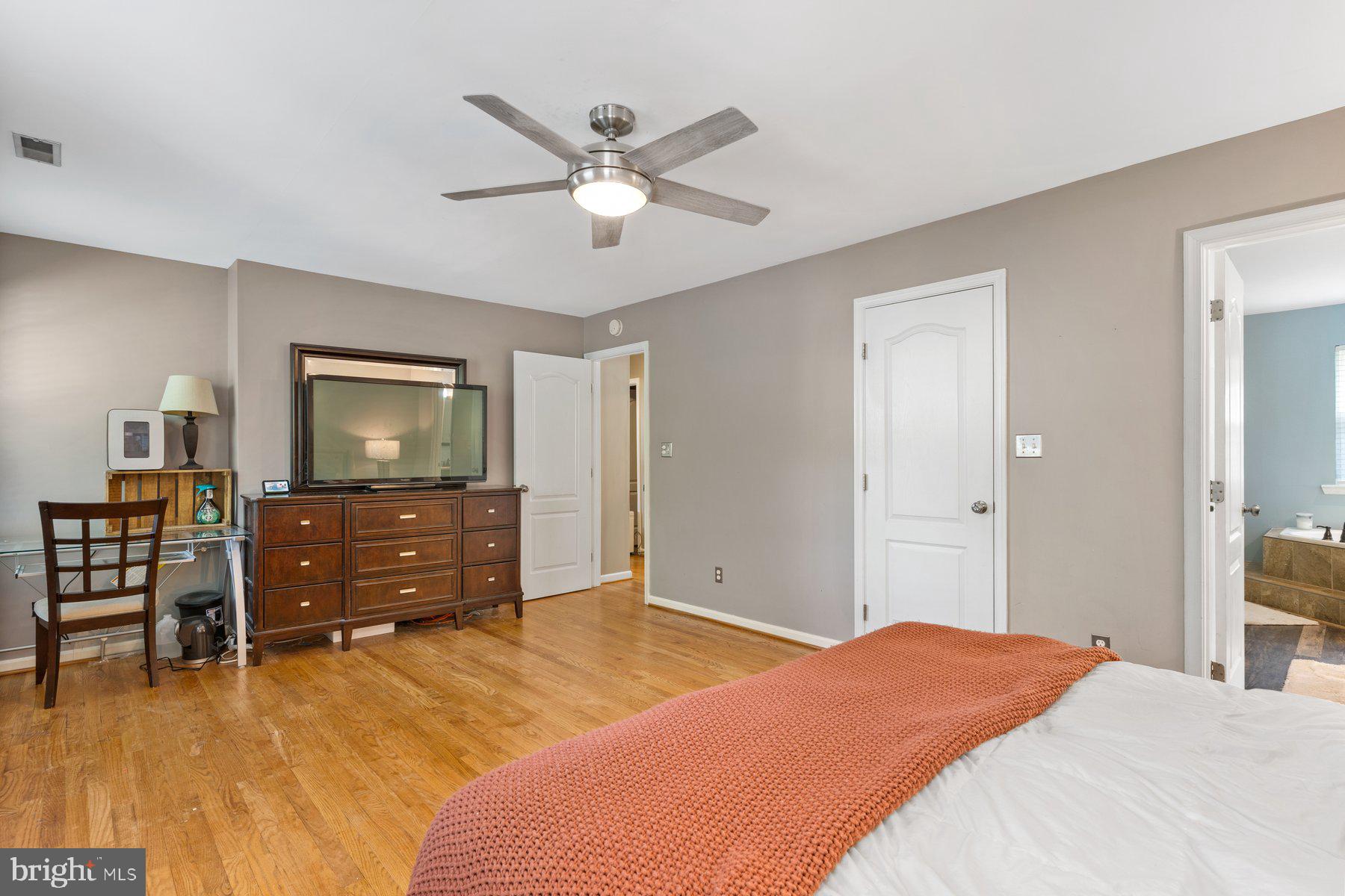 ROSEMONT - Residential