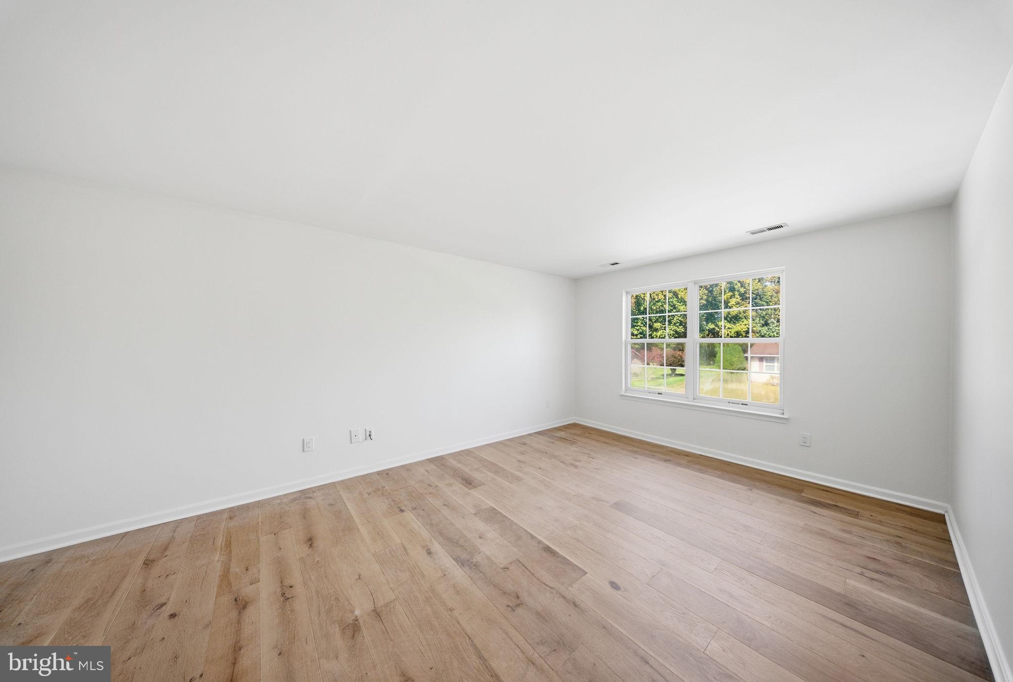 UPPER MARLBORO - Residential