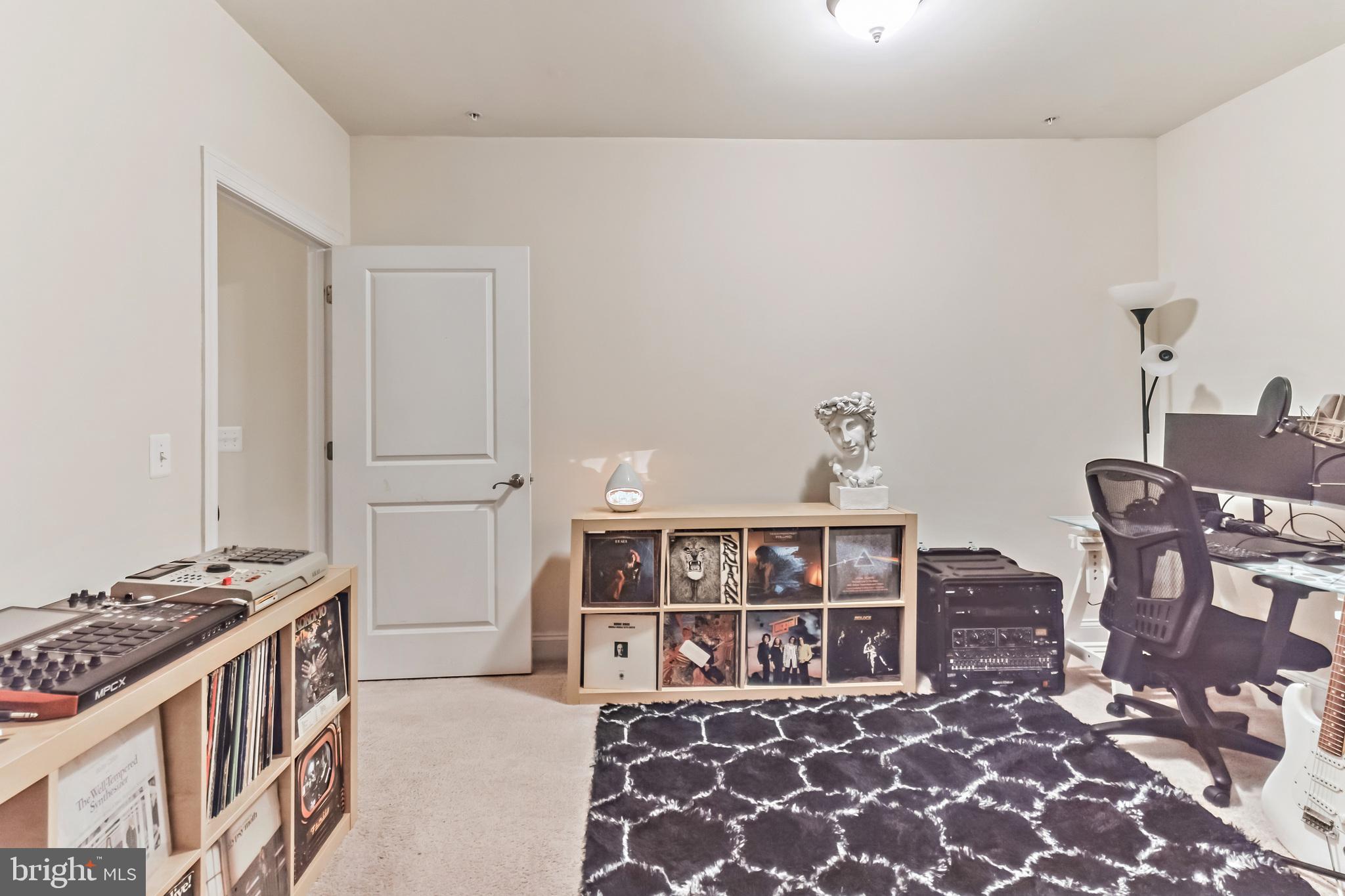 THE VIL OF STEEPLECHASE - Residential