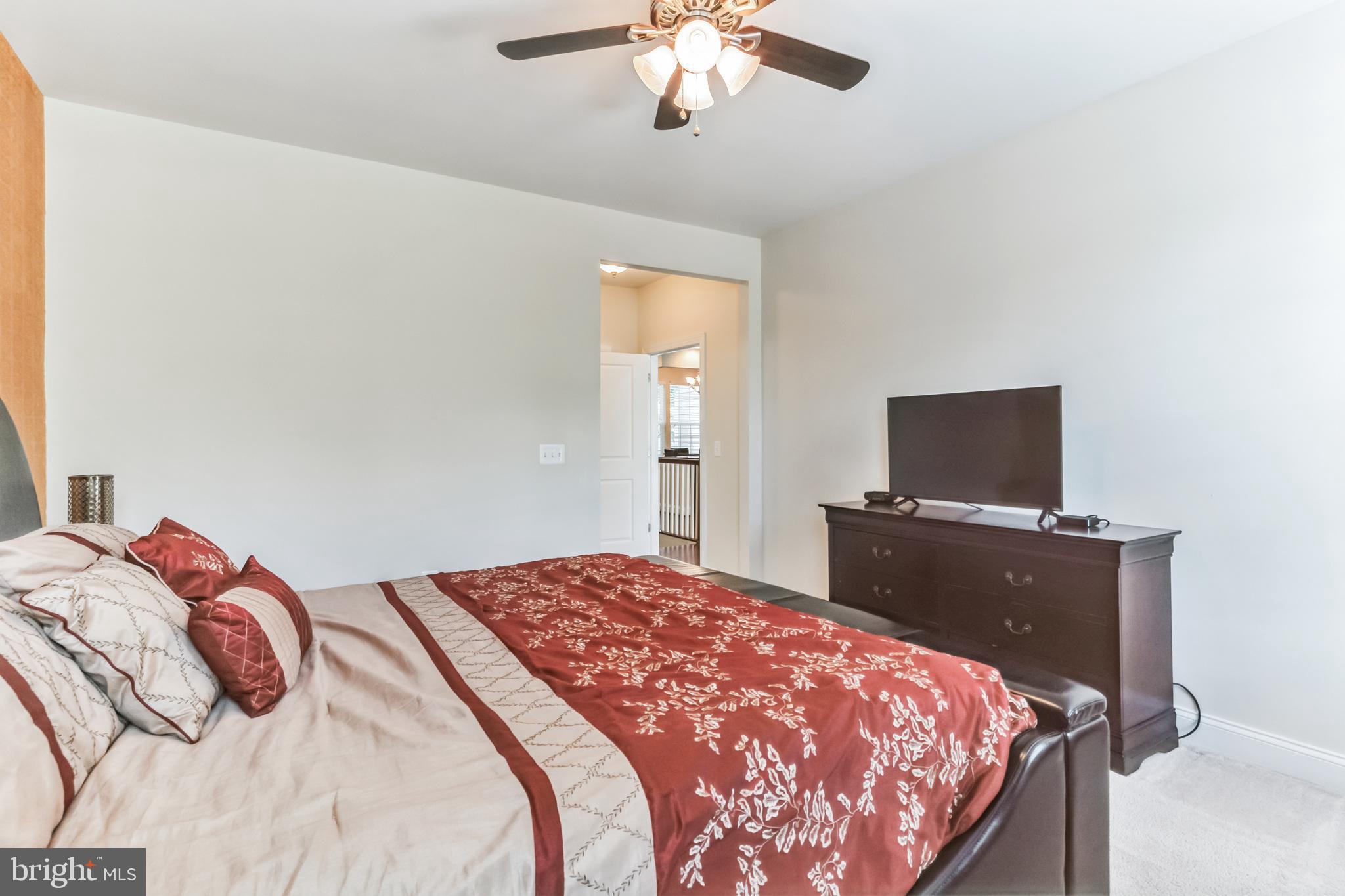 THE VIL OF STEEPLECHASE - Residential