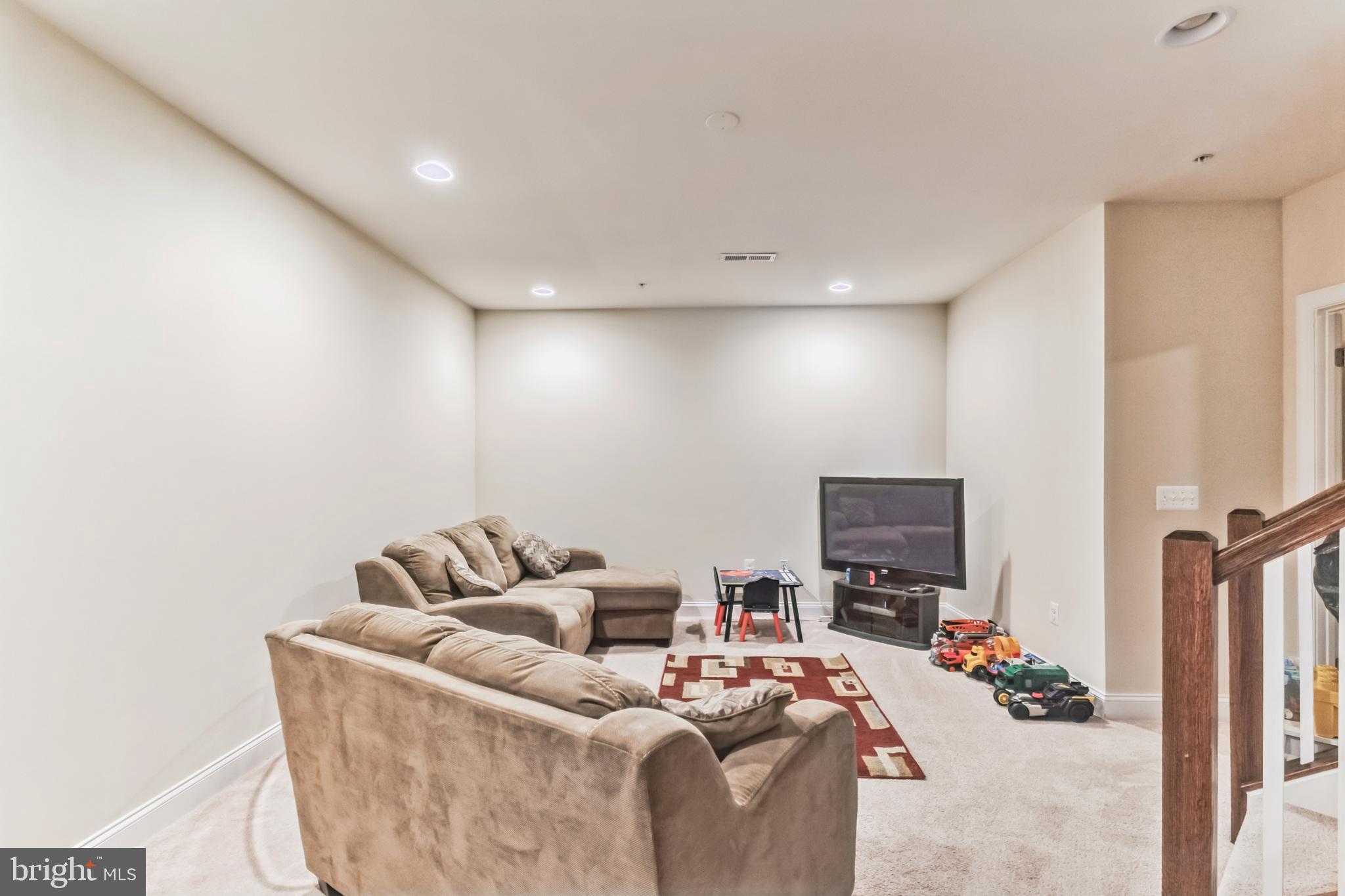 THE VIL OF STEEPLECHASE - Residential