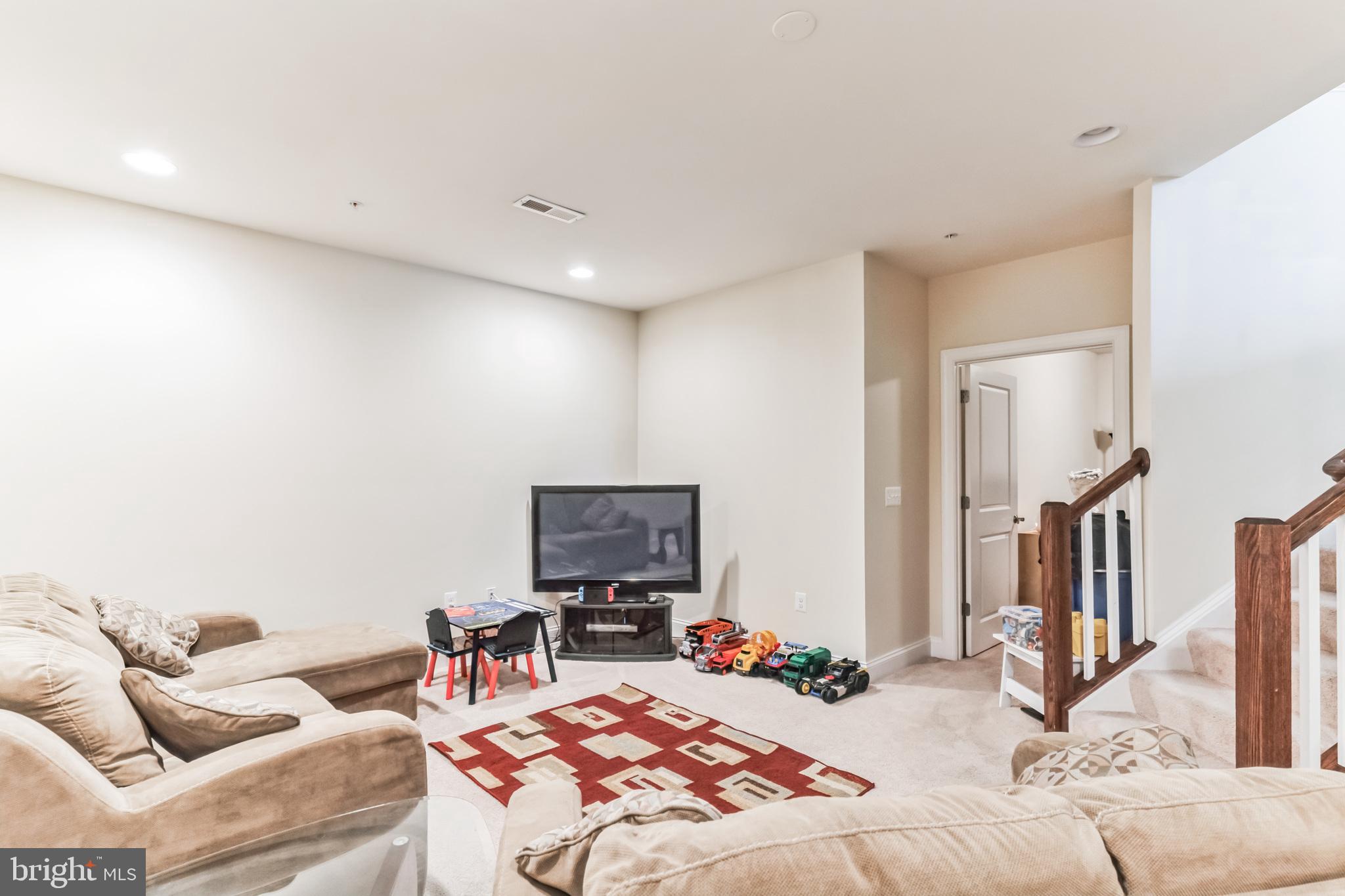 THE VIL OF STEEPLECHASE - Residential