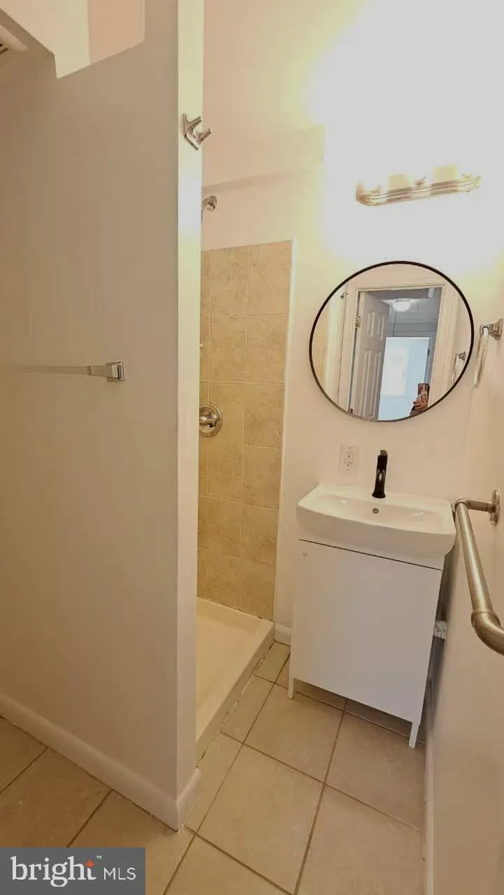 1006 Circle Drive, Baltimore, MD 21227 photo 4