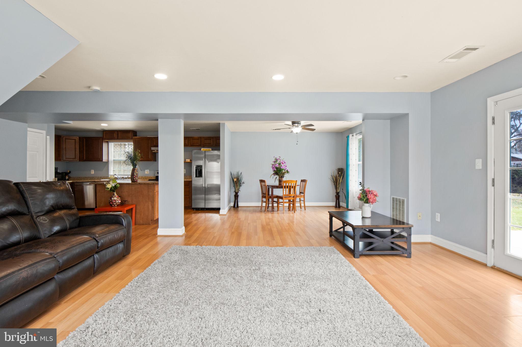 GROVETON HEIGHTS - Residential Lease