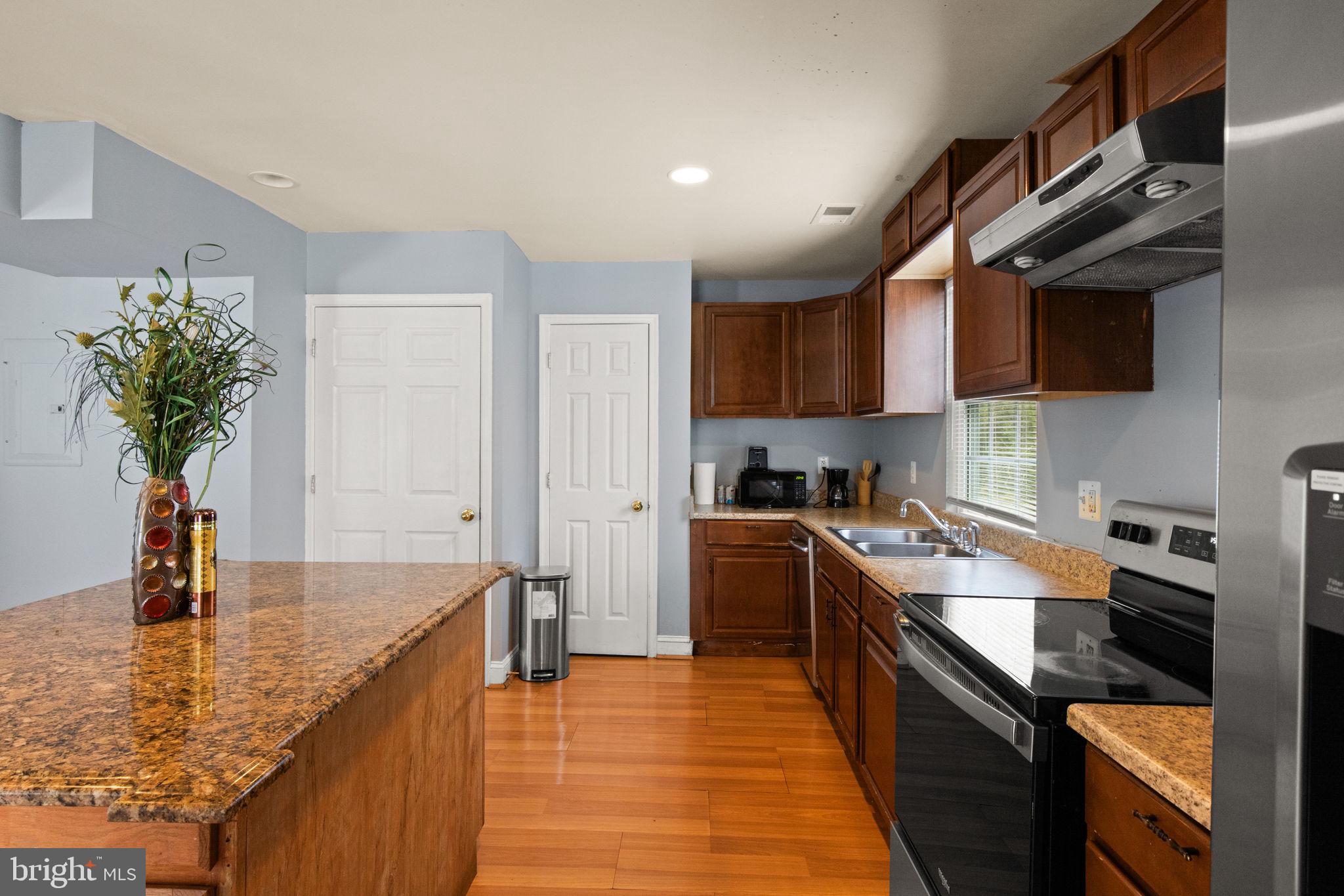 GROVETON HEIGHTS - Residential Lease