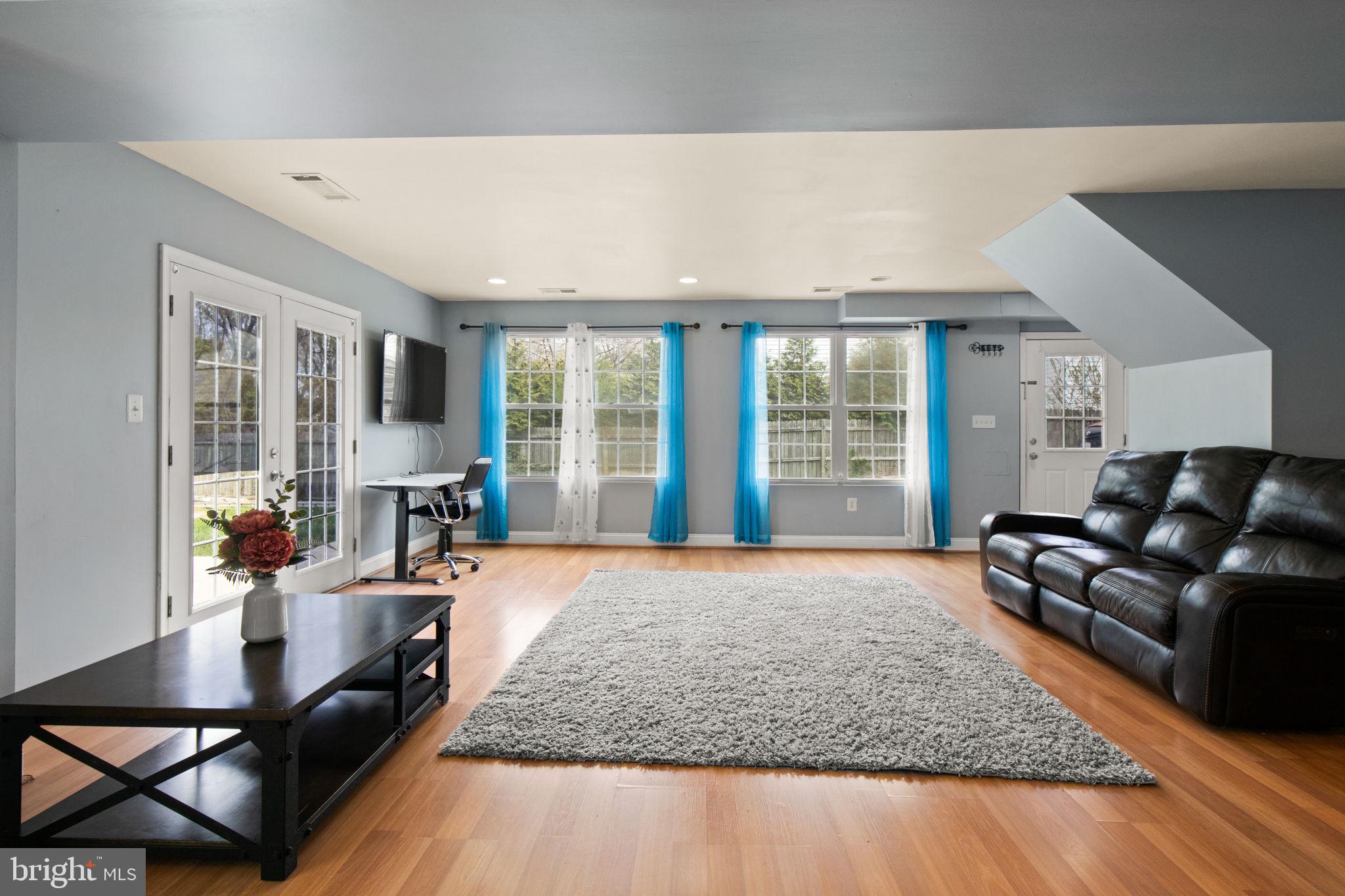 GROVETON HEIGHTS - Residential Lease