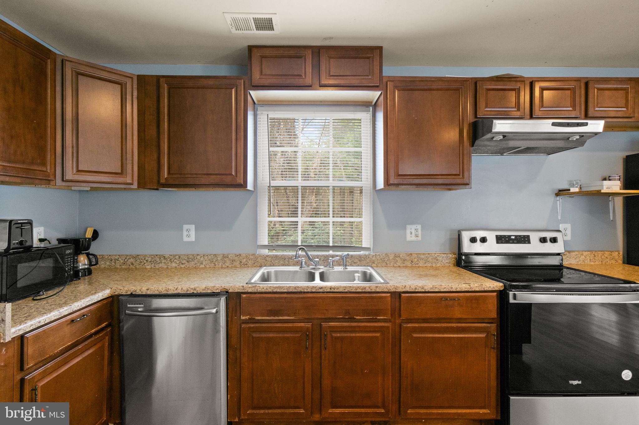 GROVETON HEIGHTS - Residential Lease