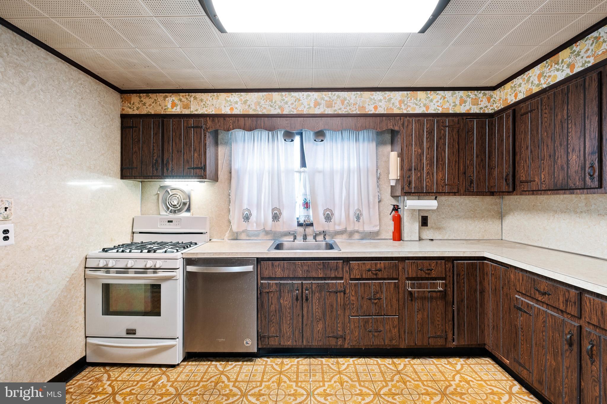 MARSHALL TERRACE - Residential