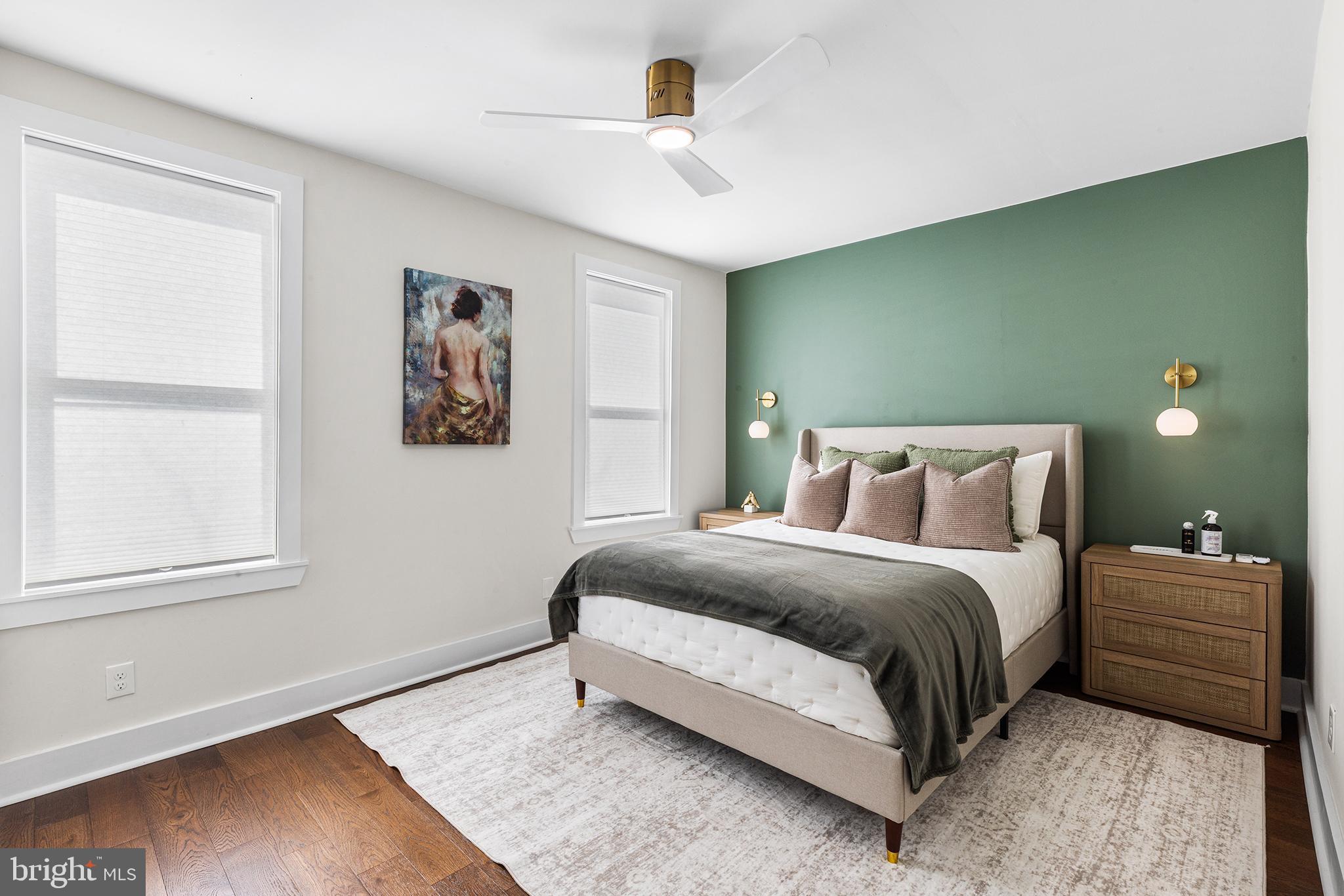 EAST KENSINGTON - Residential