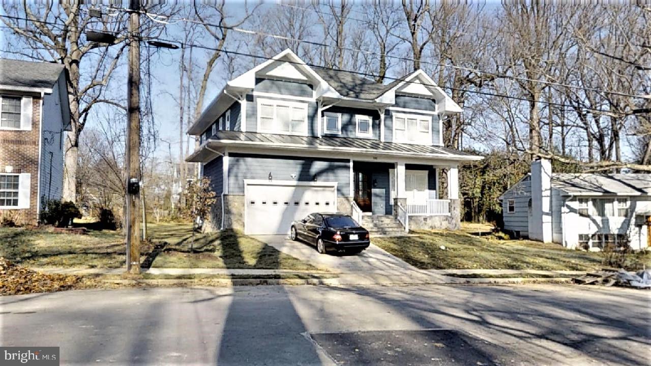 VIENNA WOODS - Residential