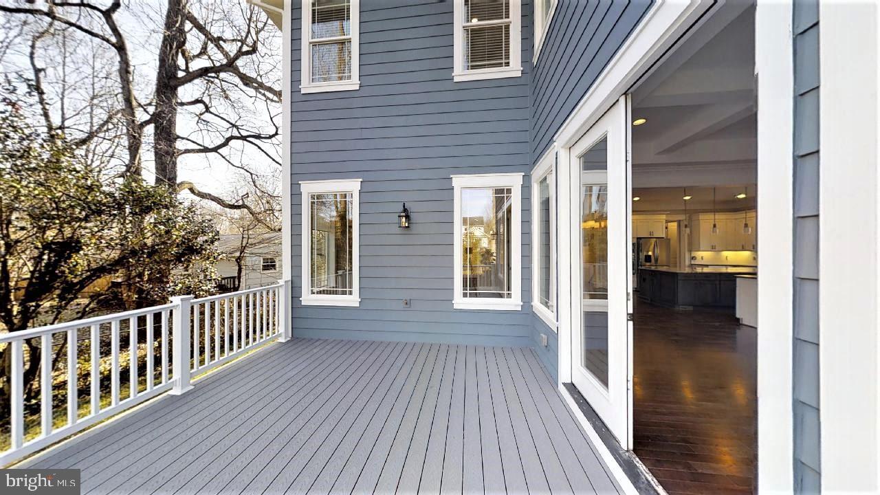 VIENNA WOODS - Residential