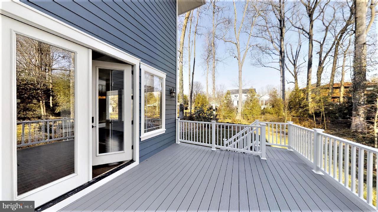 VIENNA WOODS - Residential