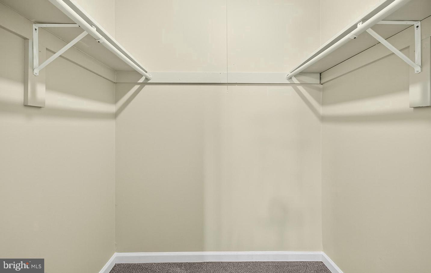 THE OASIS CONDOMINIUMS - Residential Lease