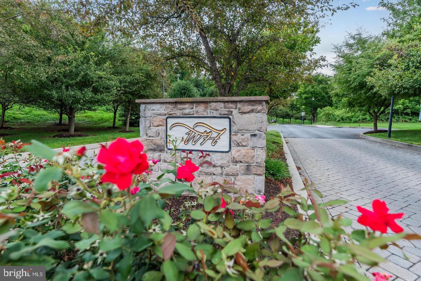 WINDING HILLS - Residential
