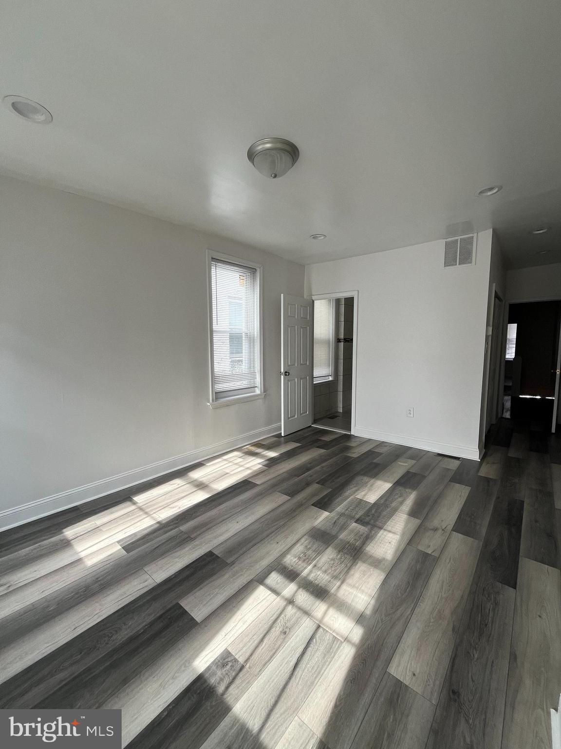 GRADUATE HOSPITAL - Residential Lease