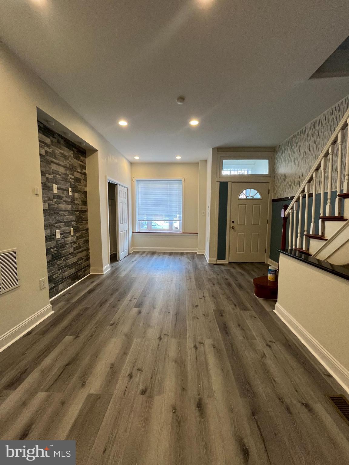 GRADUATE HOSPITAL - Residential Lease