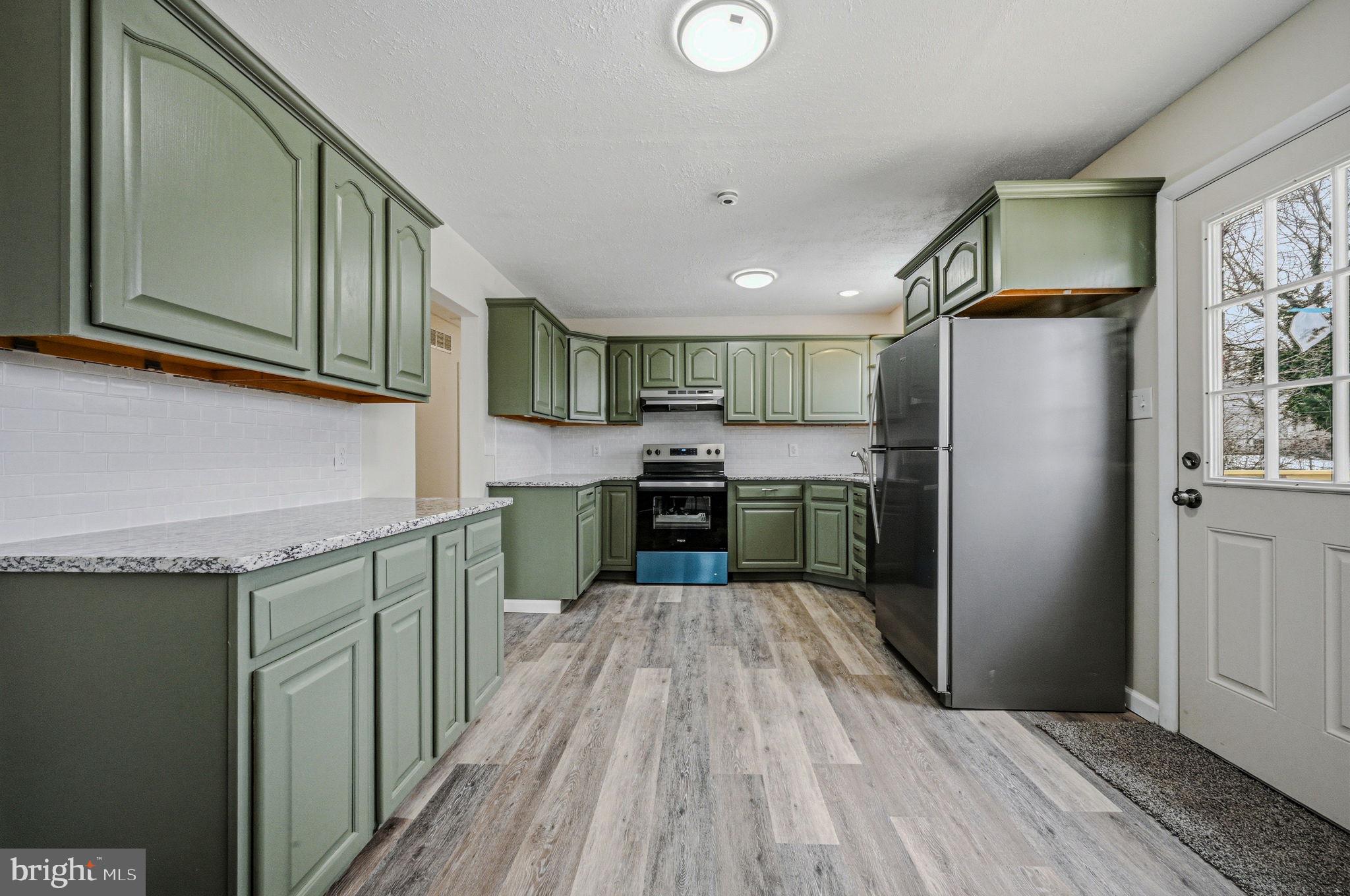 IVY RIDGE - Residential