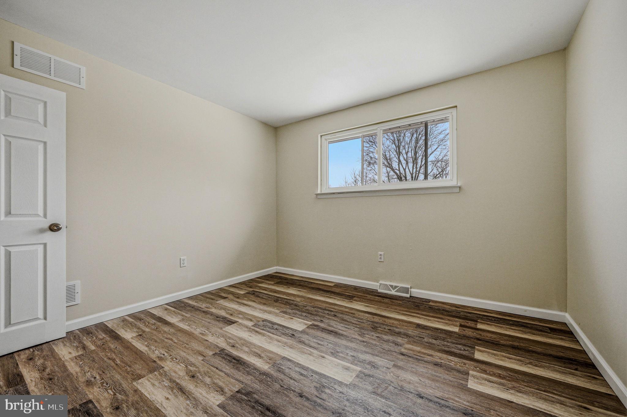 IVY RIDGE - Residential