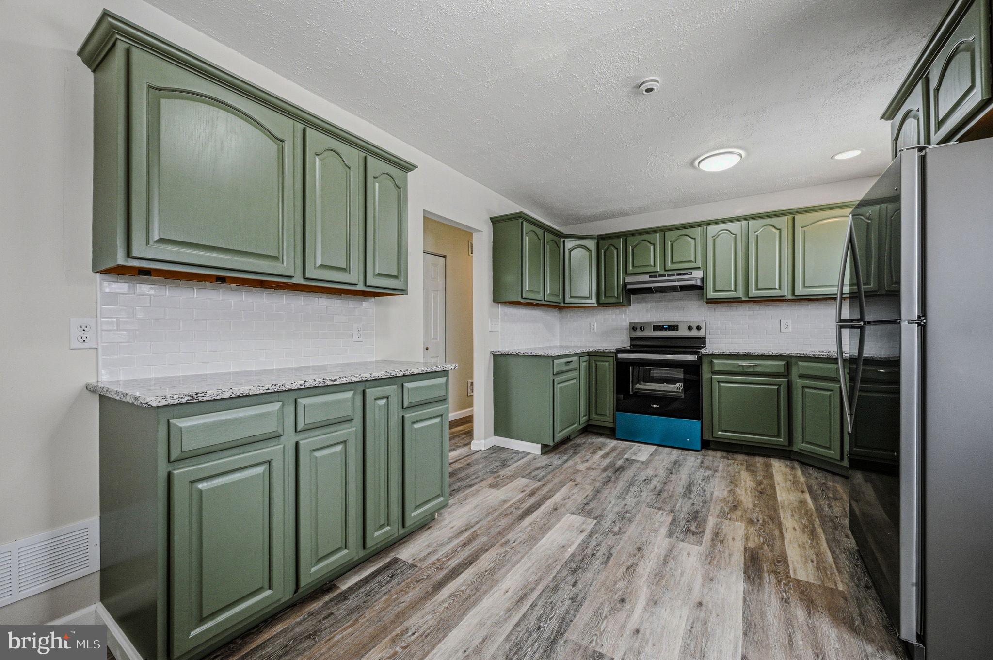 IVY RIDGE - Residential