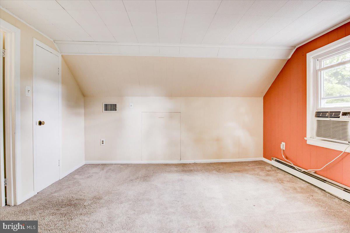 KENSINGTON - Residential Lease