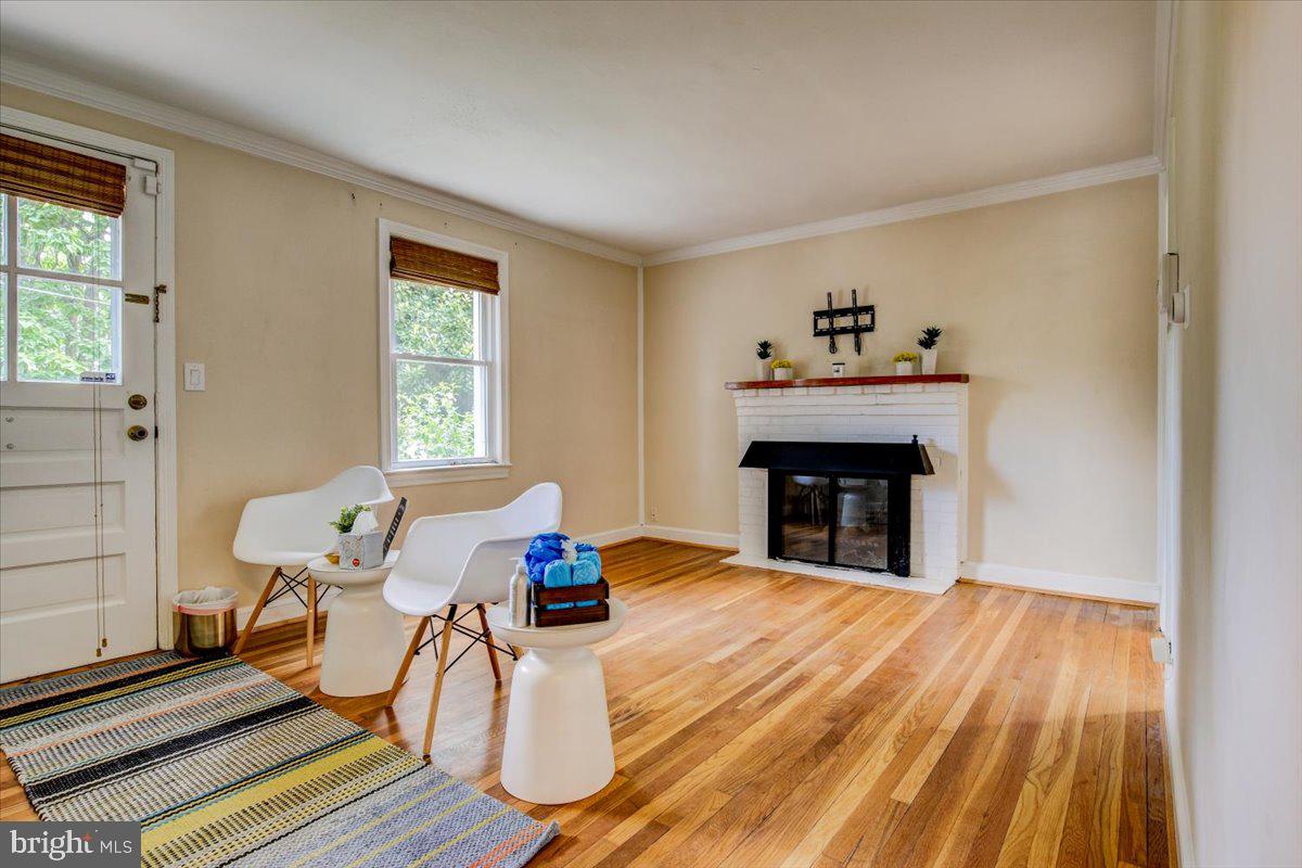 KENSINGTON - Residential Lease