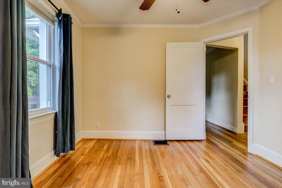 KENSINGTON - Residential Lease