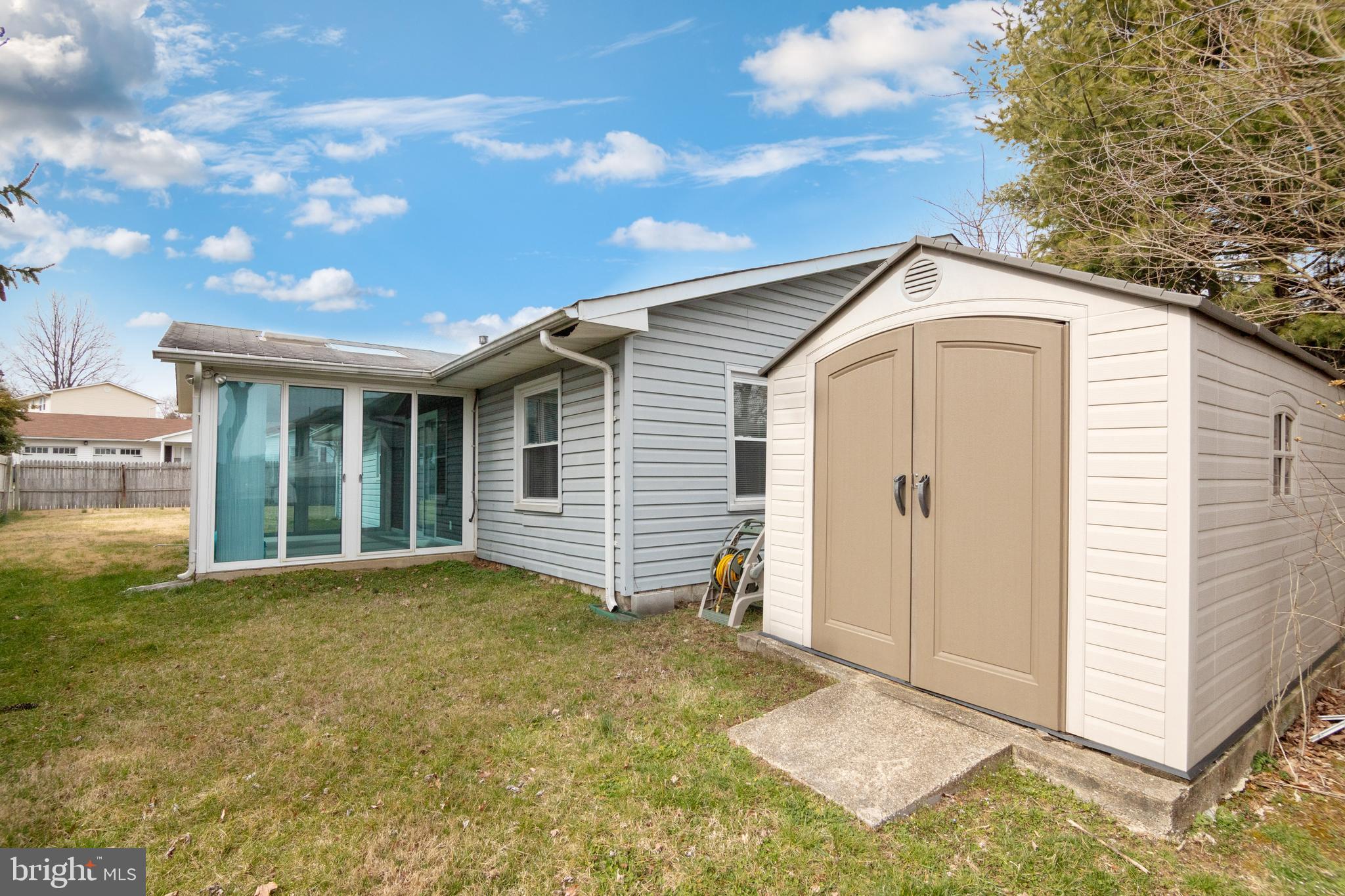 PROVINCES - Residential