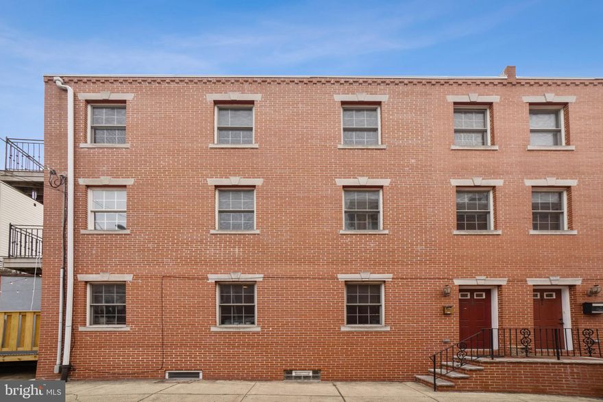 Welcome to Fairmount! It doesn't get any better, this house has it all. This 2-bedroom 2.5 bathroom corner property has a fully finished basement and its own private ONE CAR PARKING! Brand new outdoor deck right off the kitchen on the 1st floor, and outdoor terraces from each of the two bedrooms! Main floor offers open living/dining and kitchen, which leads out to a private gated patio. 2nd floor offers full bathroom and bedroom with private terrace. 3rd floor offers primary bedroom with private terrace and bathroom with jacuzzi tub. Sun-lit finished basement, offers 1/2 bath and mud room. Huge space for work at home office and fitness studio, lots of storage. Easy access to public transportation. Walking distance to Target, Wholefoods, excellent restaurants and all things Philly.