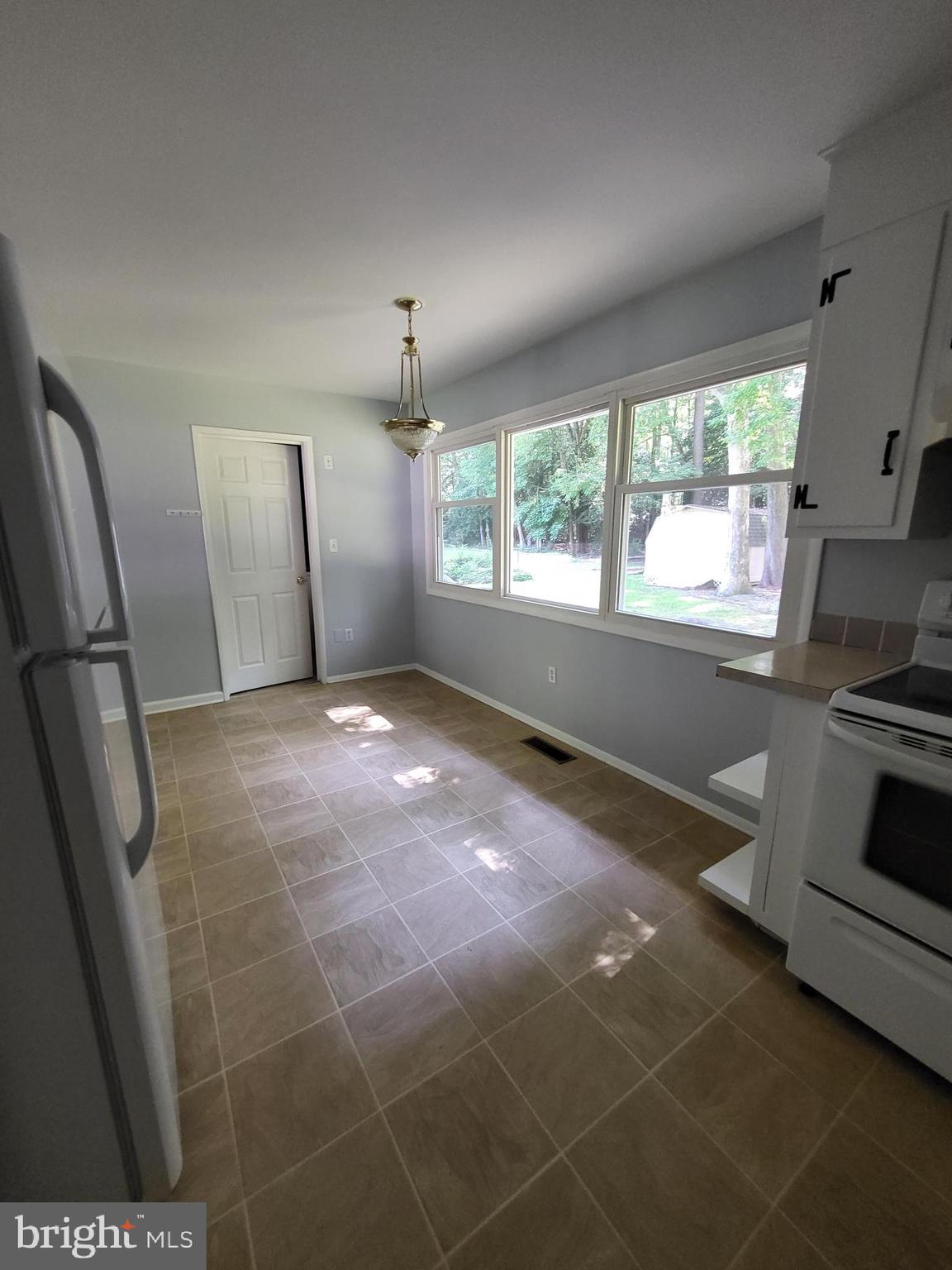 BEAVER RUN MANOR - Residential