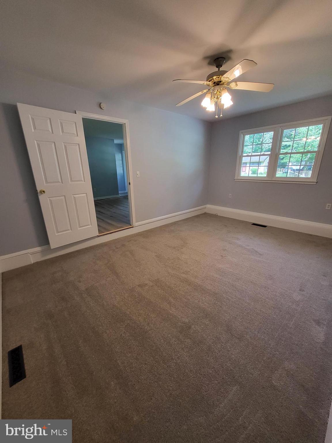 BEAVER RUN MANOR - Residential