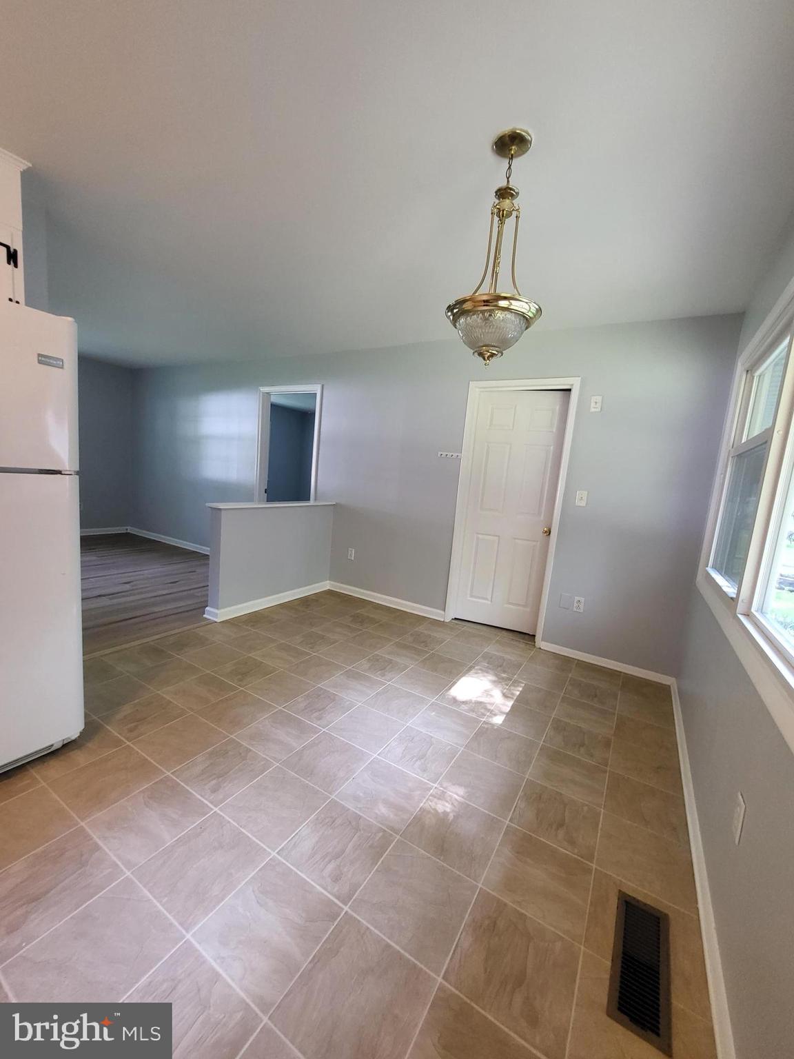 BEAVER RUN MANOR - Residential