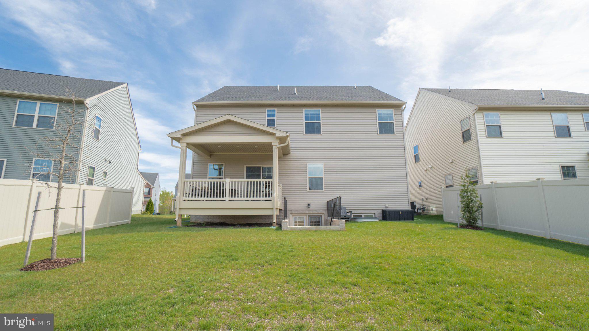 TIMOTHY BRANCH SINGLES - Residential