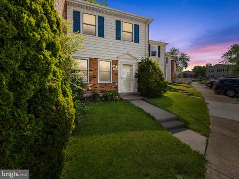 Townhouse For Sale - 8758 Stoneridge Drive<br/> MANASSAS, VA 20111