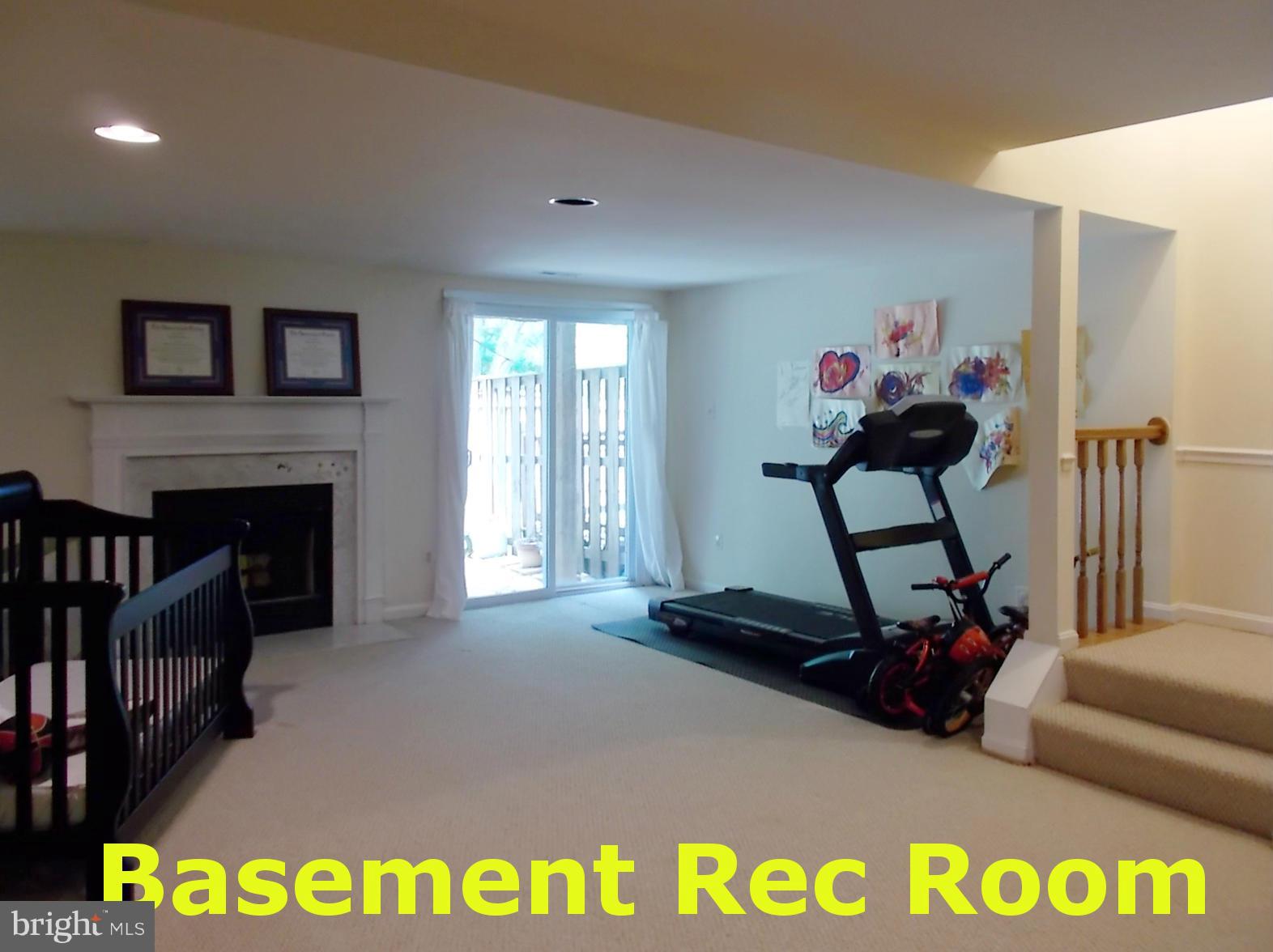 KINGSTOWNE - Residential Lease