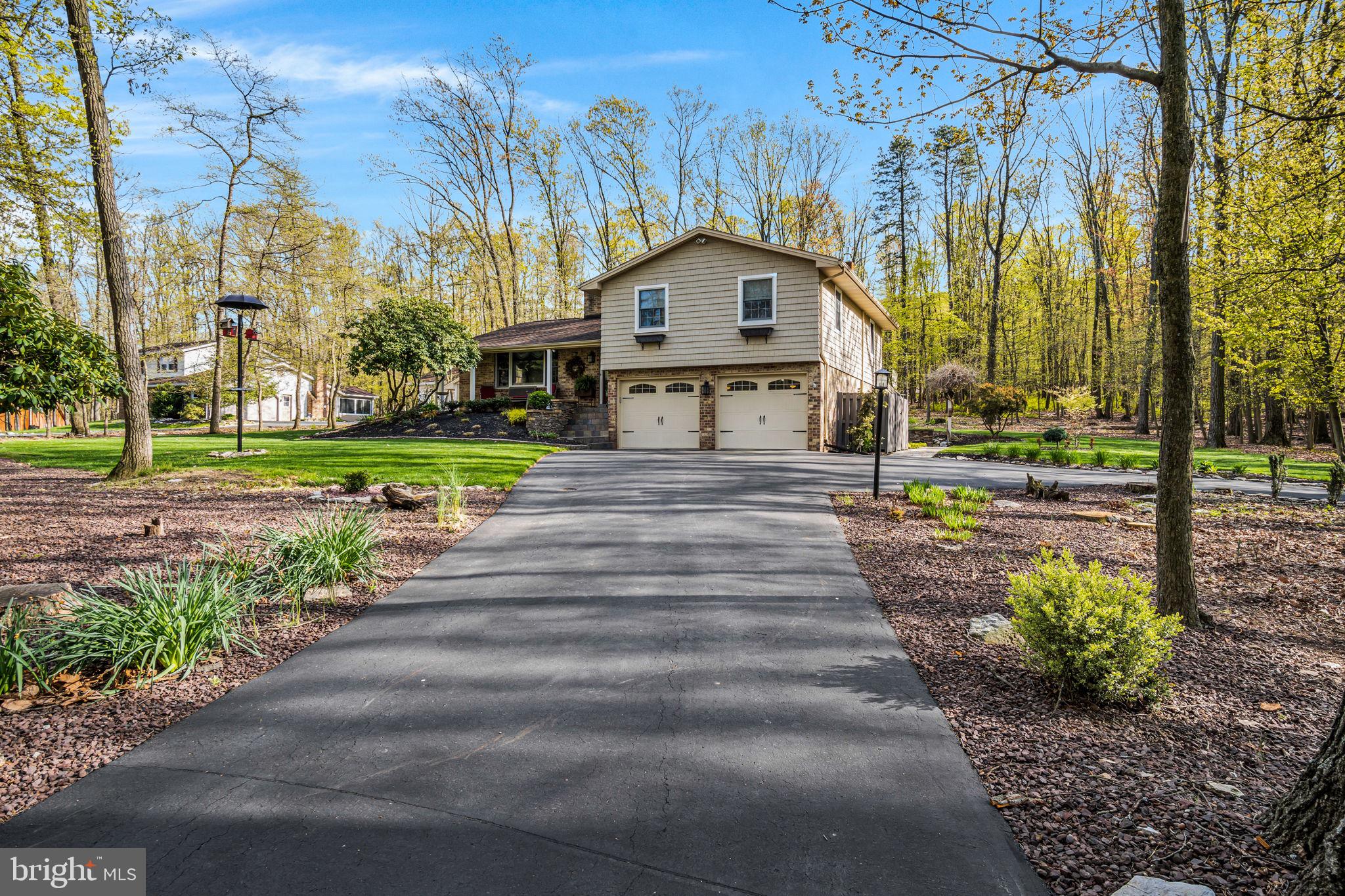 WHITE ROCK ACRES - Residential