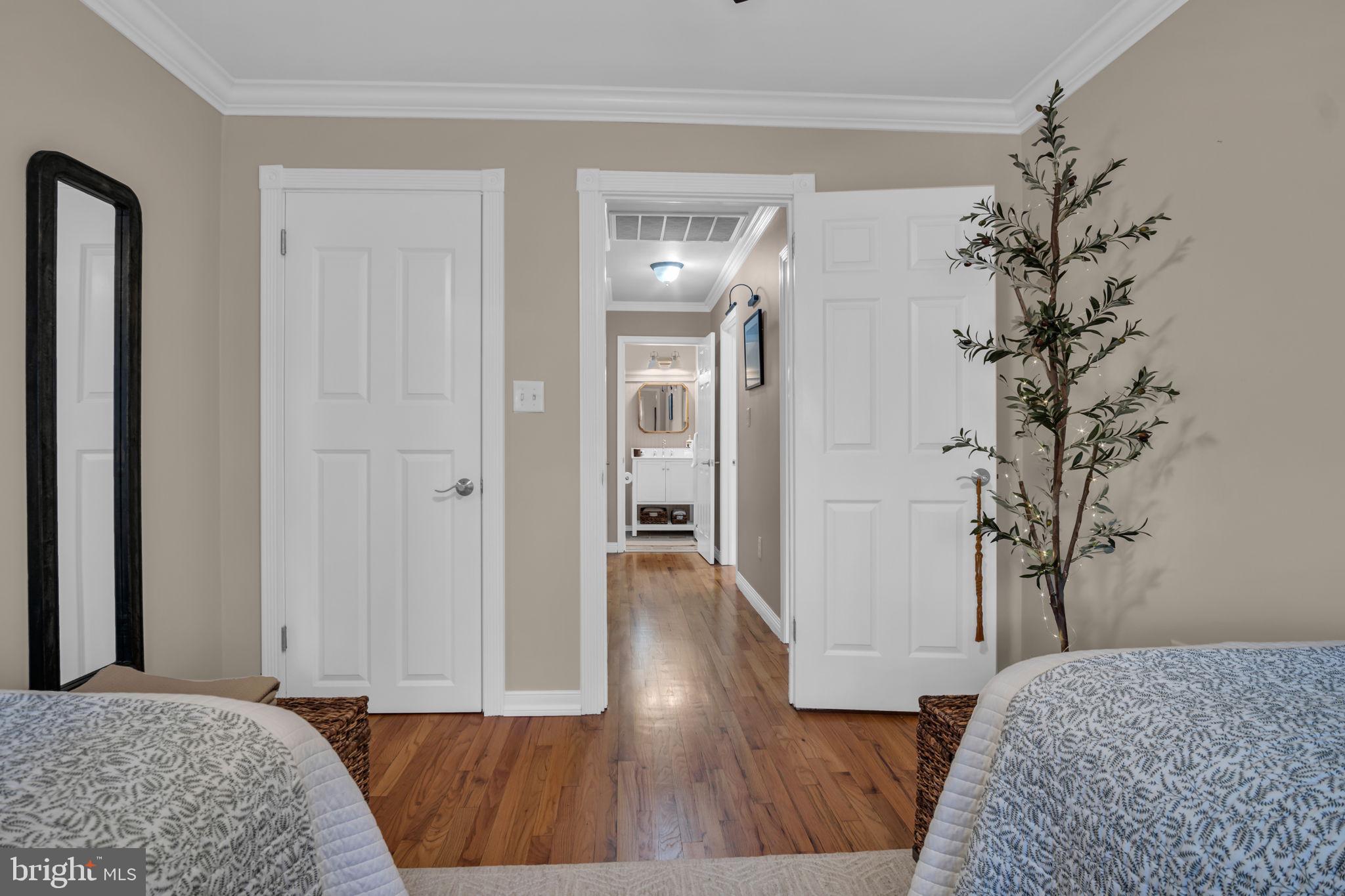 WHITE ROCK ACRES - Residential