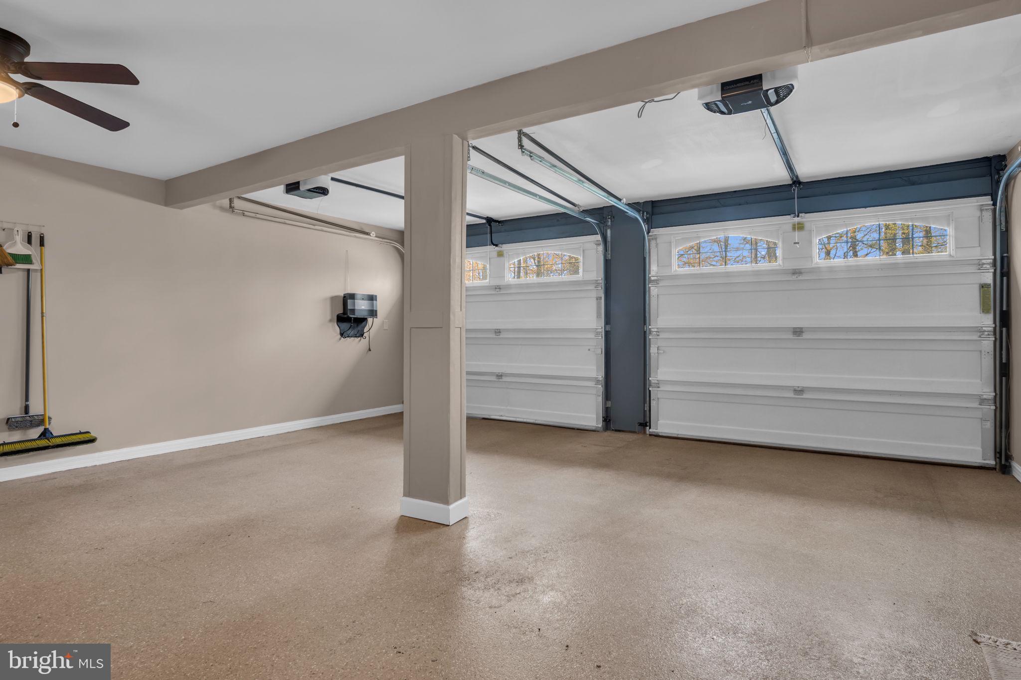 WHITE ROCK ACRES - Residential