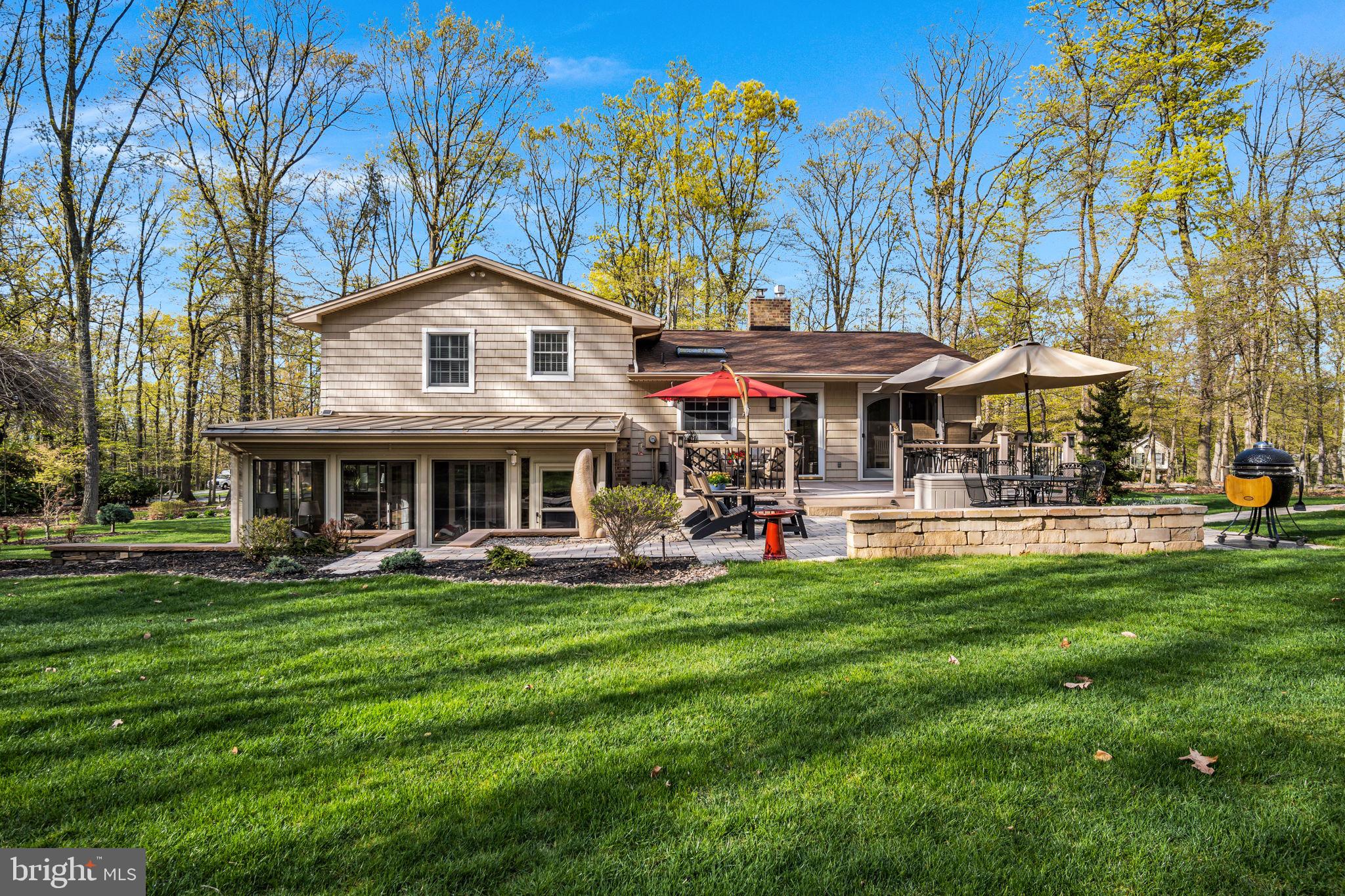 WHITE ROCK ACRES - Residential